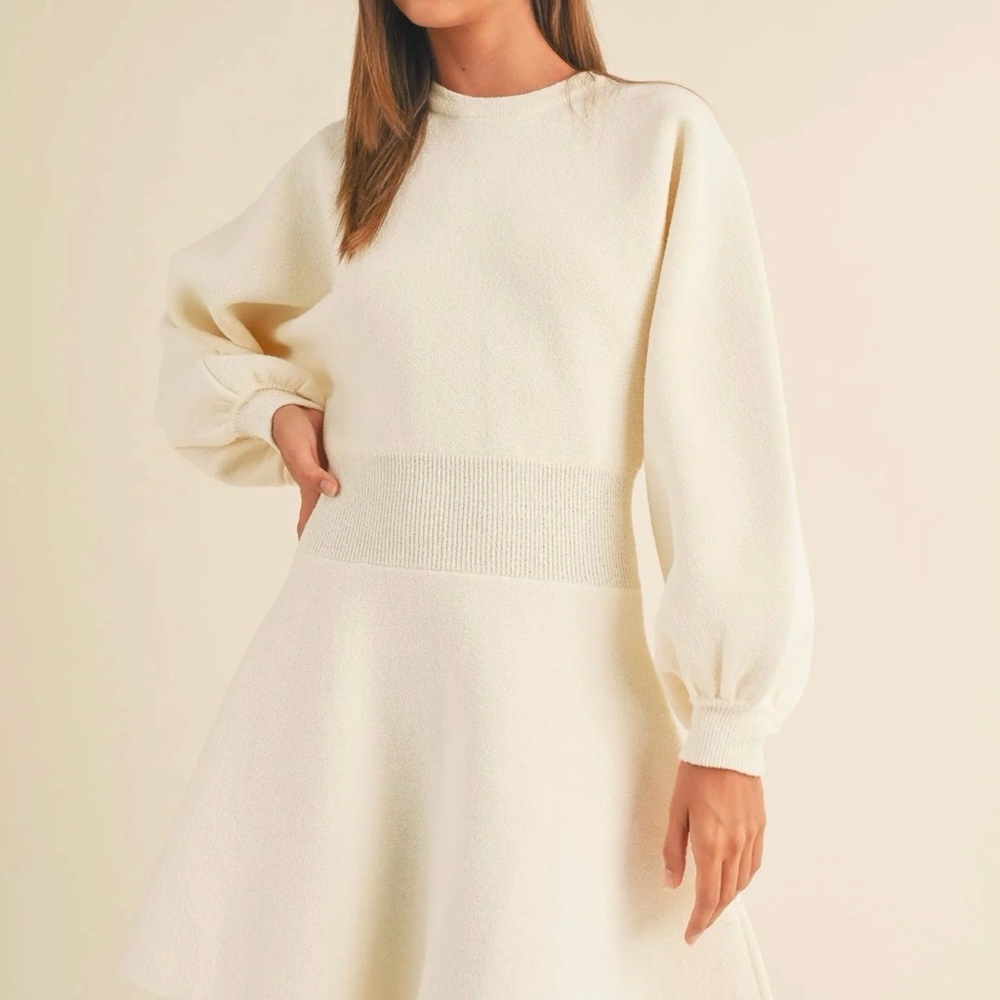 Elegant Cream Women's Dress